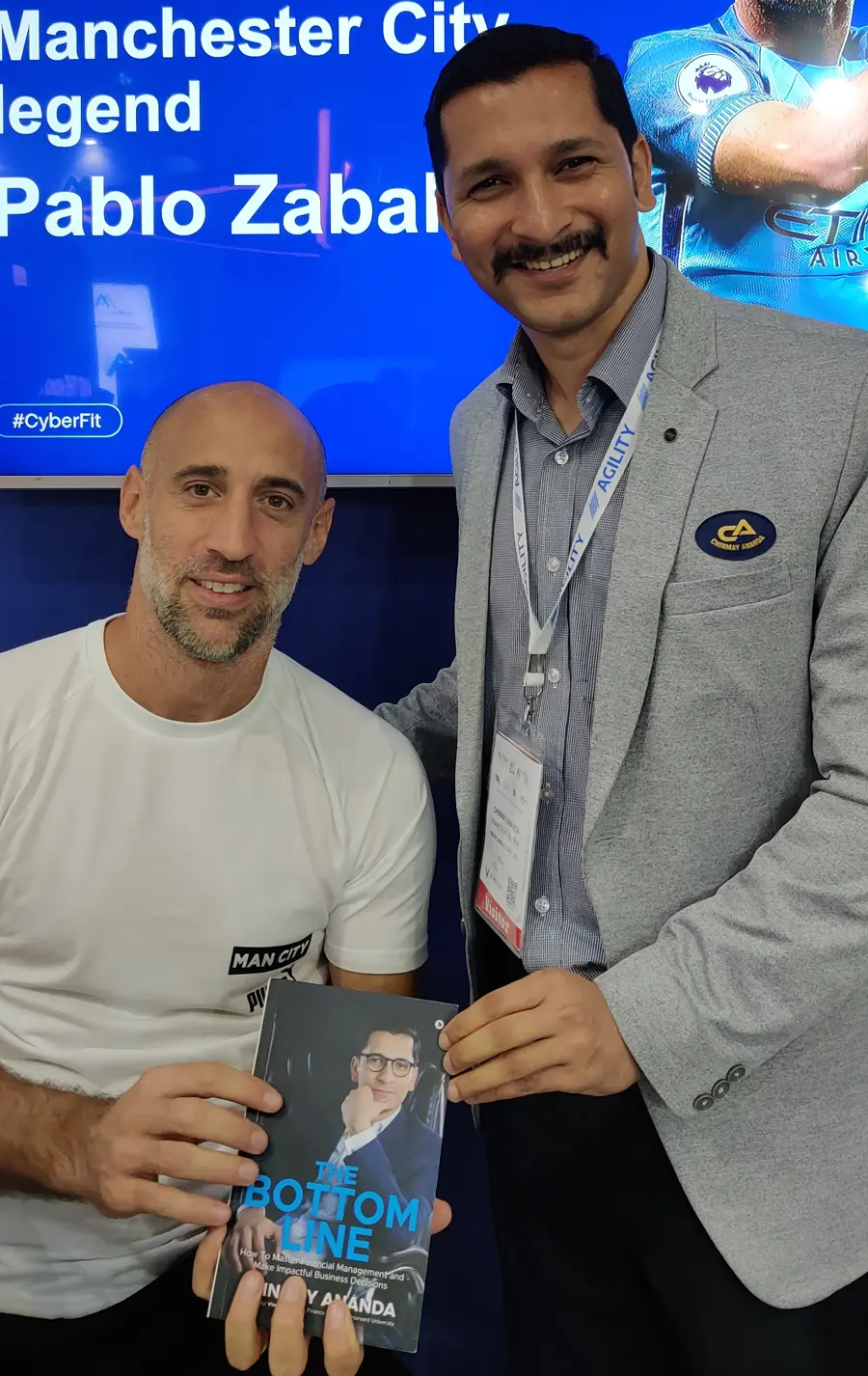 Pablo Zabaleta, Argentine former footballer with Chinmay Ananda's book