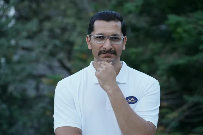 Casual outdoor portrait of Chinmay Ananda